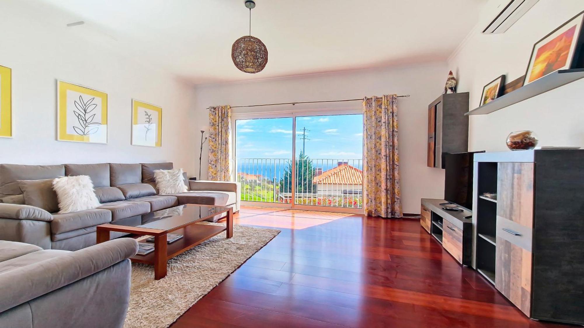 Casa Eleanor By Lovelystay Calheta  Exterior photo
